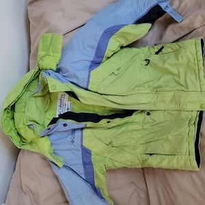 Columbia Fire Ridge jacket with removable hood. Size 6/6X in great condition.